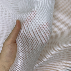 Сетка 3D трехслойная Air mesh 160 гр/м2, цвет Белый   в Черноголовке